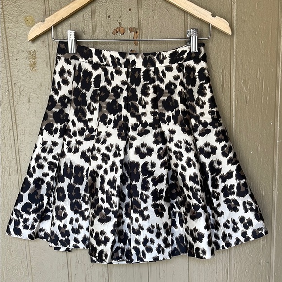 Diane Von Furstenberg Gemma pleated flared leopard print mini skirt